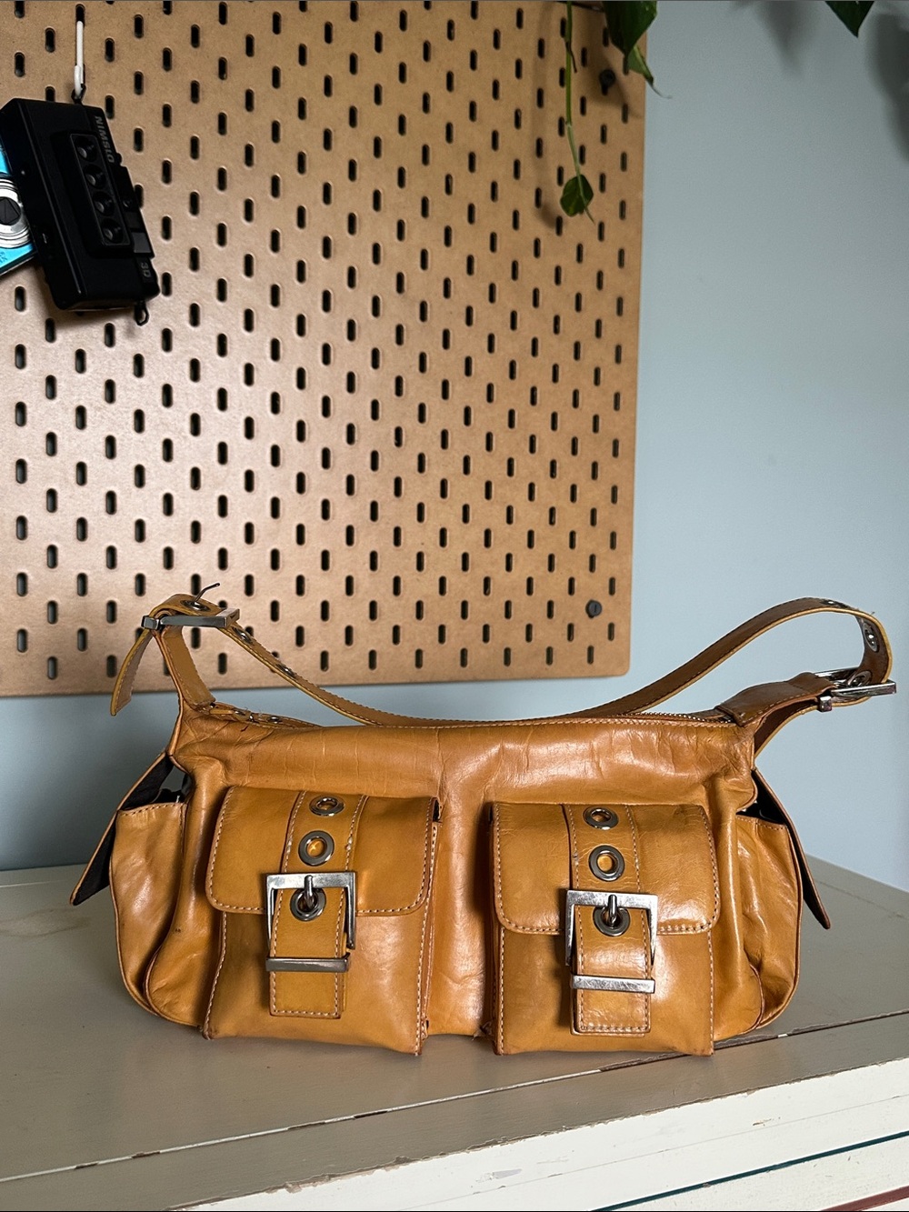 Danier Y2K yellow leather purse